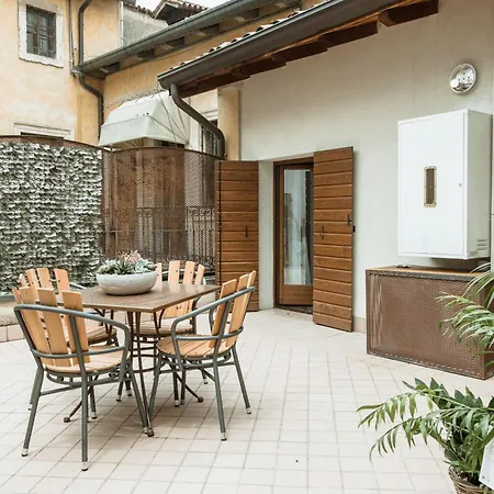 Osteria Luxury Apartament *