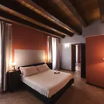 Osteria Luxury Lägenhet