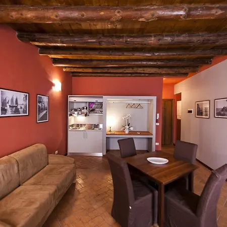 Osteria Luxury Apartman Peschiera del Garda